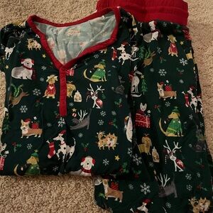 Women’s Little Sleepies Holiday Pet Print Pajama Set - Green and Red